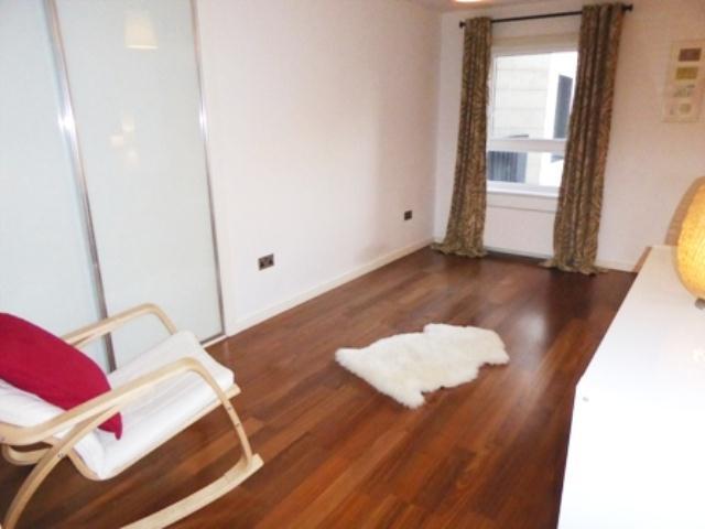  Image of 2 bedroom Flat to rent in Park Circus Place Glasgow G3 at Park Glasgow Glasgow, G3 6AN