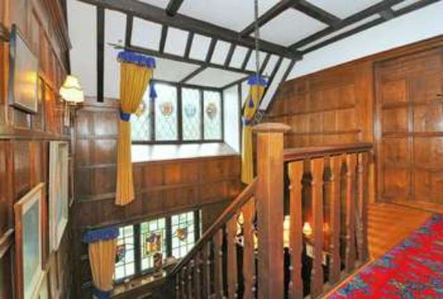  Image of 5 bedroom Detached house for sale in Park Close Rickmansworth WD3 at Rickmansworth, WD3 1QH