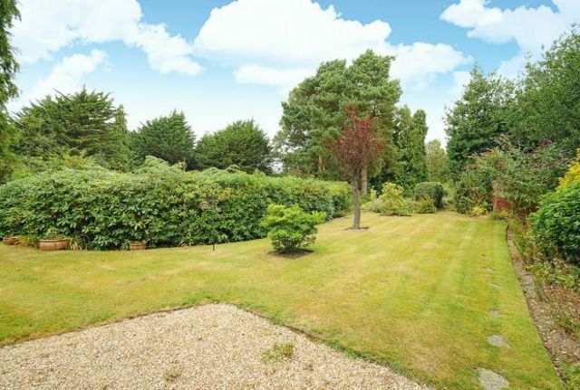 Image of 4 bedroom Detached house for sale in Park Close Rickmansworth WD3 at Rickmansworth, WD3 1QH