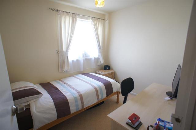  Image of 2 bedroom Flat to rent in Park Grange Croft Sheffield S2 at Sheffield  Sheffield, S2 3QJ