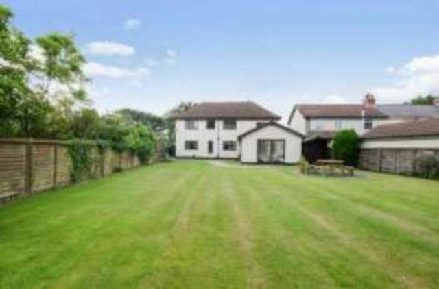  Image of 5 bedroom Detached house for sale in Park Lane Blaxton Doncaster DN9 at Blaxton Doncaster Blaxton, DN9 3AT