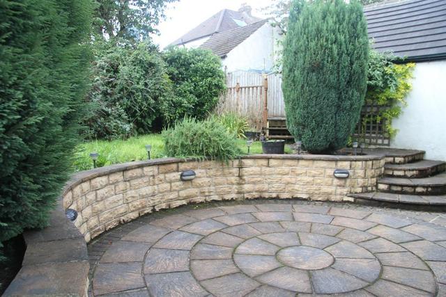  Image of 4 bedroom Detached house for sale in Park Road Guiseley Leeds LS20 at Guiseley Leeds Guiseley, LS20 8EN
