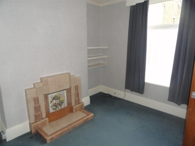  Image of 4 bedroom Terraced house for sale in Park Street Shipley BD18 at Shipley, BD18 3LL
