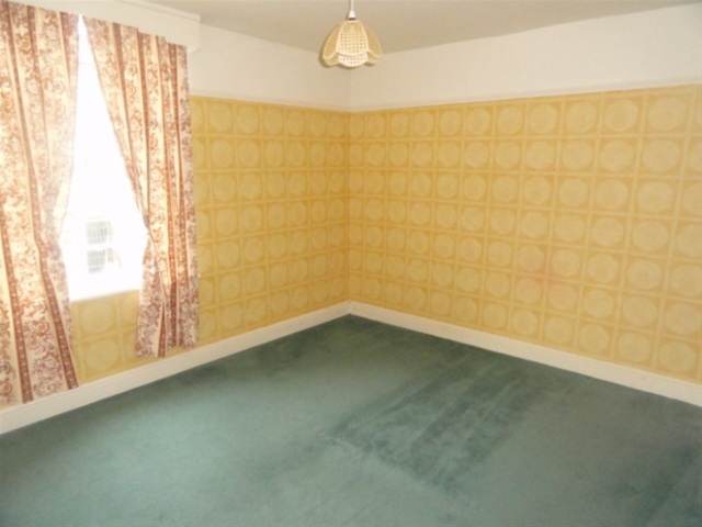  Image of 4 bedroom Terraced house for sale in Park Street Shipley BD18 at Shipley, BD18 3LL
