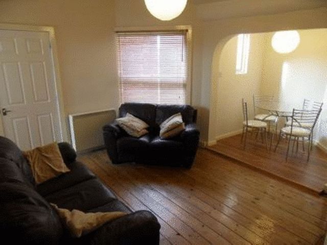  Image of 2 bedroom Flat to rent in Park View Court Bath Street Nottingham NG1 at Park View Court, Bath Street  Nottingham, NG1 1DD