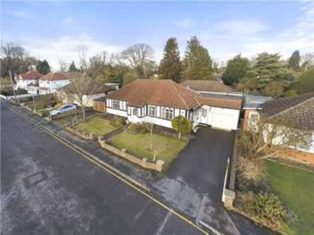  Image of 5 bedroom Bungalow for sale in Parkfield Road Ickenham Uxbridge UB10 at Ickenham Uxbridge Ickenham, UB10 8LW