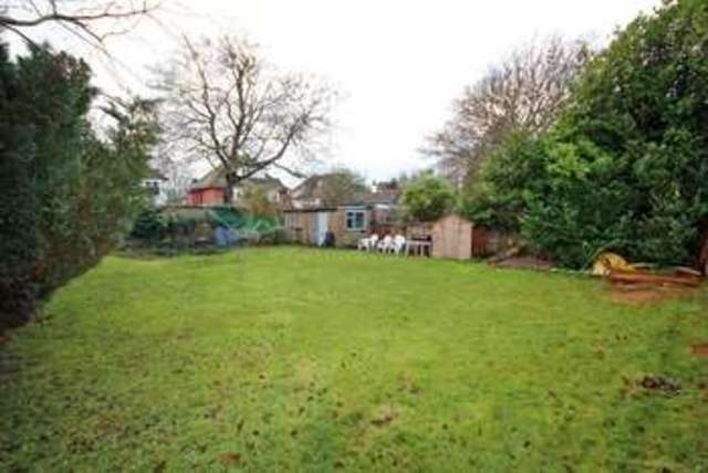  Image of 2 bedroom Flat for sale in Parkwood Road Southbourne Bournemouth BH5 at Parkwood Road  Southbourne, BH5 2BS