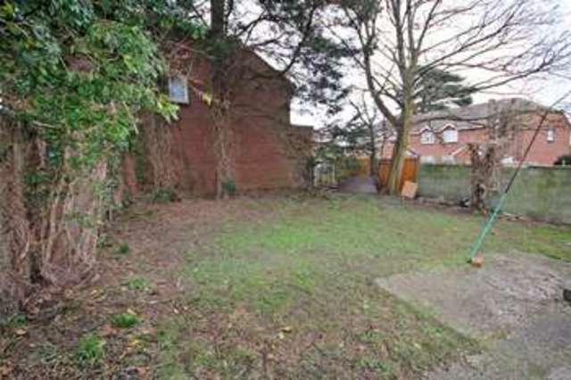  Image of 2 bedroom Flat for sale in Parkwood Road Southbourne Bournemouth BH5 at Parkwood Road  Bournemouth, BH5 2BH