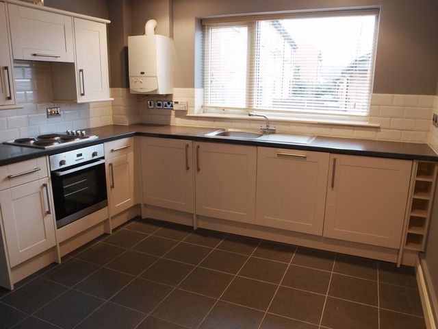  Image of 3 bedroom Detached house for sale in Parliament Street Newark NG24 at Parliament Street  Newark, NG24 4UR