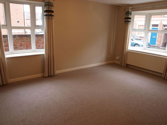  Image of 3 bedroom Detached house for sale in Parliament Street Newark NG24 at Parliament Street  Newark, NG24 4UR