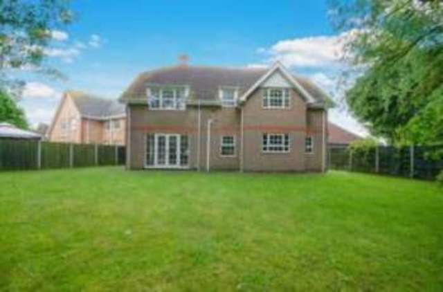  Image of 5 bedroom Detached house for sale in Pashley Walk Belton Doncaster DN9 at Belton Doncaster Belton, DN9 1WG