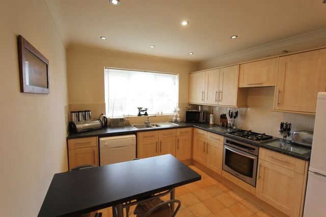  Image of 4 bedroom Detached house for sale in Pasture Road South Barton-upon-Humber DN18 at Pasture Road South  Barton-Upon-Humber, DN18 5RA