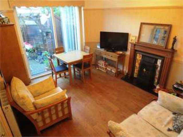  Image of 4 bedroom Detached house for sale in Pavilion Drive Leigh-on-Sea SS9 at Pavilion Drive Leigh on sea Leigh-on-Sea, SS9 3JR