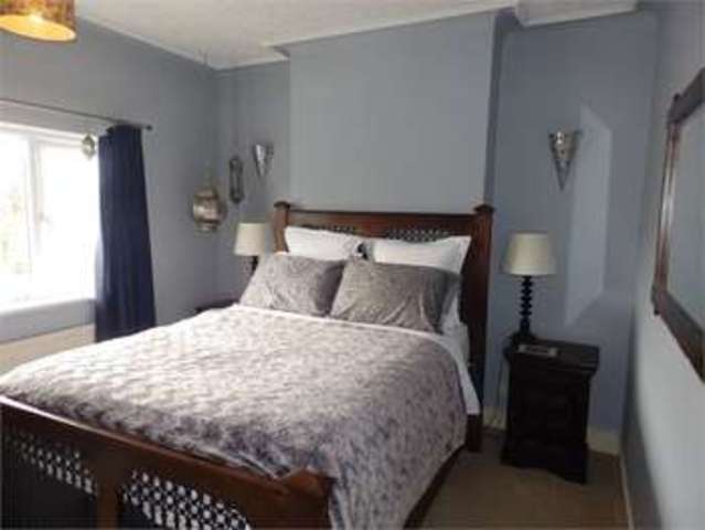  Image of 1 bedroom House Share to rent in Pavilion Drive Leigh-on-Sea SS9 at Pavilion drive Leigh on sea Leigh-on-Sea, SS9 3JS