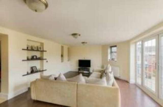  Image of 3 bedroom Semi-Detached house for sale in Paxton Crescent Armthorpe Doncaster DN3 at Armthorpe Doncaster Armthorpe, DN3 2AW