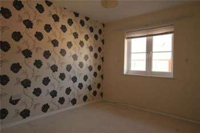  Image of 3 bedroom Semi-Detached house to rent in Pear Tree Way Wellington TA21 at Pear Tree Way Cades Farm Wellington, Somerset, TA21 9AB