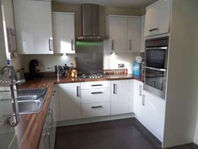  Image of 4 bedroom Semi-Detached house for sale in Pearmain Close Newport Pagnell MK16 at Newport Pagnell, MK16 8FD
