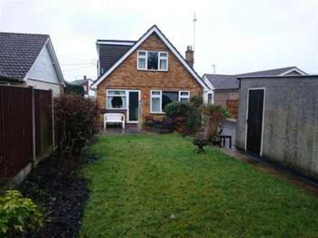  Image of 4 bedroom Bungalow for sale in Peartree Lane Doddinghurst Brentwood CM15 at Doddinghurst Brentwood Brentwood, CM15 0RH