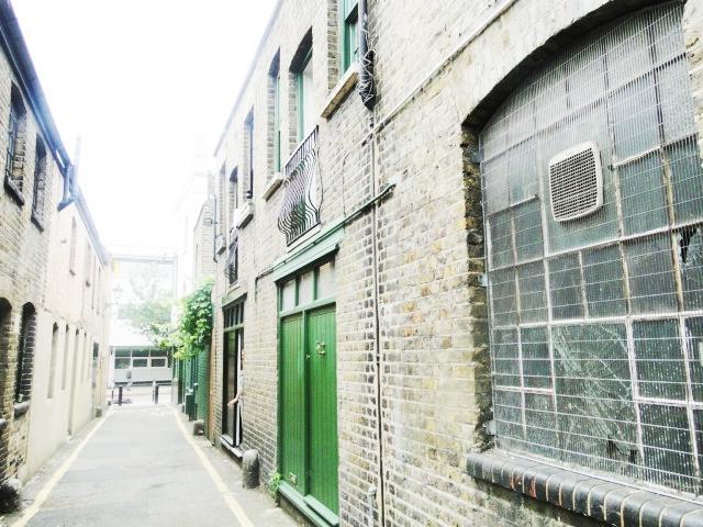 Image of 1 bedroom Apartment to rent in Peary Place London E2 at London  Bethnal Green, E2 0QW