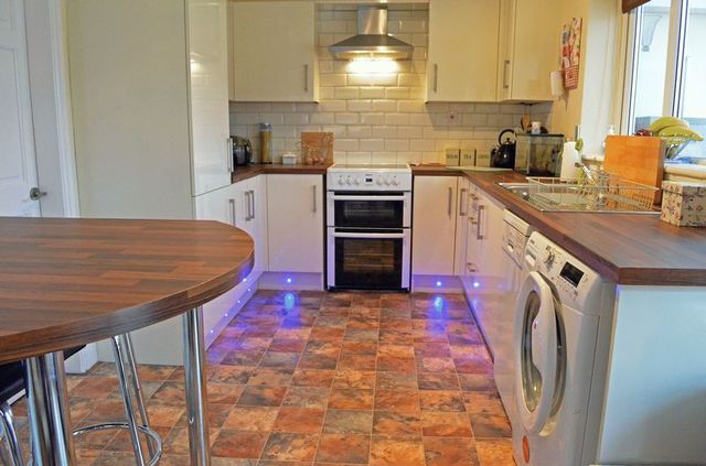  Image of 2 bedroom Semi-Detached house for sale in Peel Avenue Retford DN22 at Peel Avenue  Retford, DN22 7JU