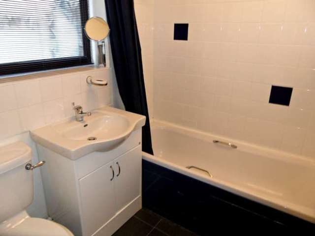  Image of 2 bedroom Terraced house to rent in Peel Street Newton-Le-Willows WA12 at Peel Street  Newton Le Willows, WA12 9DN