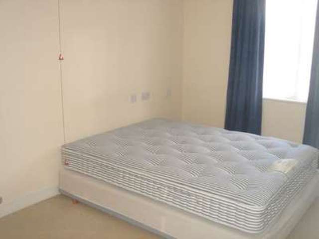  Image of 1 bedroom Flat for sale in Kenton Road Harrow HA3 at Kenton Road  Harrow, HA3 0XT