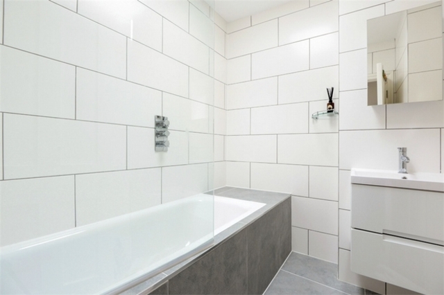  Image of 4 bedroom Terraced house for sale in Pember Road London NW10 at Kensal Rise Kensal Rise, NW10 5LU