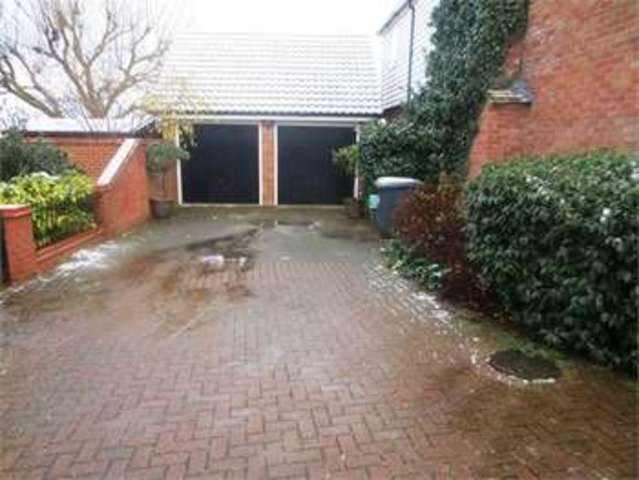  Image of 5 bedroom Detached house for sale in Pemberton Field Rochford SS4 at Pemberton field South Fambridge South Fambridge, SS4 3BF