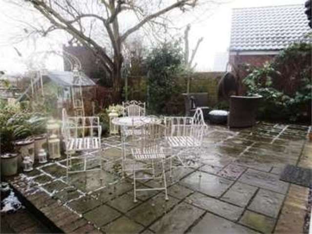  Image of 5 bedroom Detached house for sale in Pemberton Field Rochford SS4 at Pemberton field South Fambridge South Fambridge, SS4 3BF