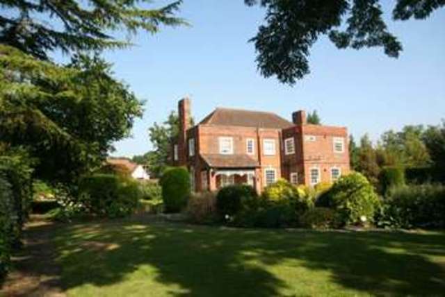  Image of 4 bedroom Detached house for sale in Pembroke Road Northwood HA6 at Moor Park  Northwood, HA6 2HP