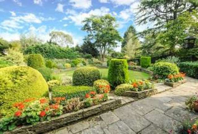  Image of 4 bedroom Detached house for sale in Pembroke Road Northwood HA6 at Moor Park  Northwood, HA6 2HP