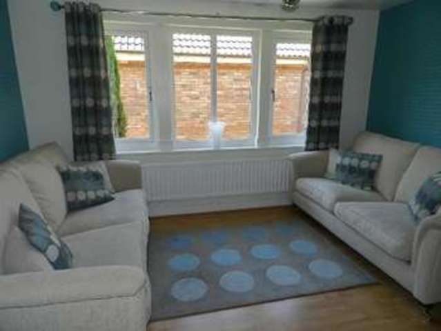  Image of 4 bedroom Detached house to rent in Pendle Gardens Culcheth Warrington WA3 at Culcheth  Warrington, WA3 4LU