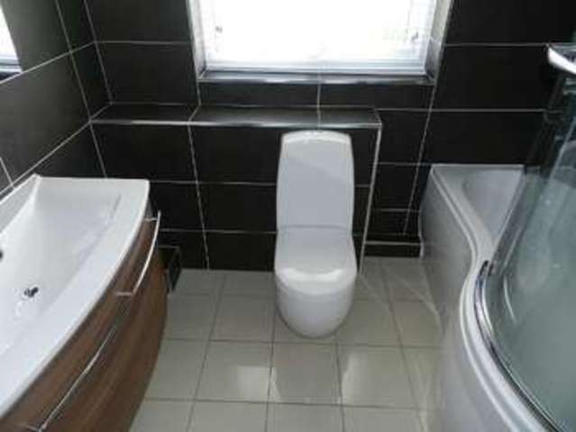  Image of 4 bedroom Detached house to rent in Pendle Gardens Culcheth Warrington WA3 at Culcheth  Warrington, WA3 4LU