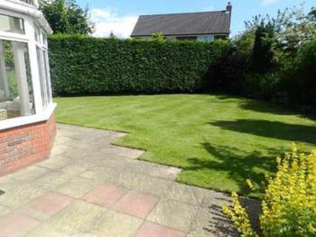  Image of 4 bedroom Detached house to rent in Pendle Gardens Culcheth Warrington WA3 at Culcheth  Warrington, WA3 4LU