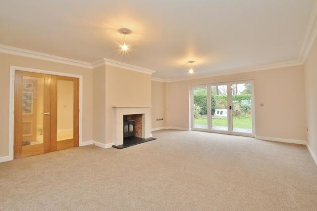  Image of 5 bedroom Detached house for sale in Penwood End Hook Heath Woking GU22 at Pond Road Hook Heath Mayford, GU22 0JU