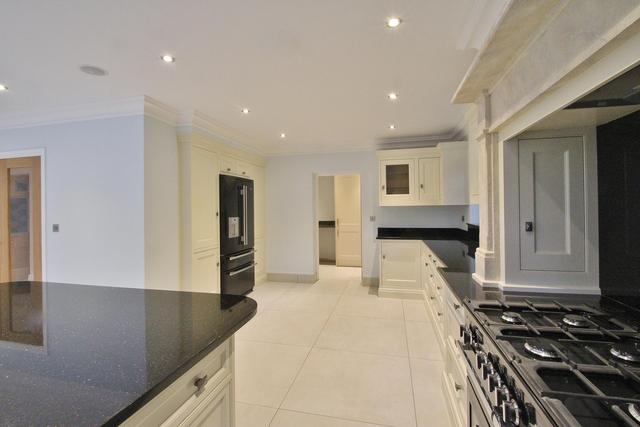  Image of 5 bedroom Detached house for sale in Penwood End Hook Heath Woking GU22 at Pond Road Hook Heath Mayford, GU22 0JU