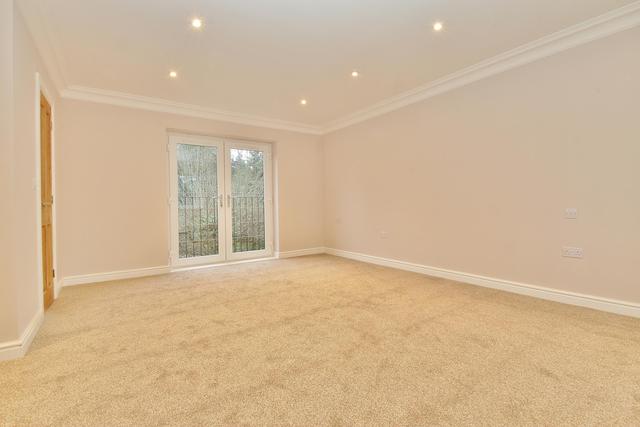  Image of 5 bedroom Detached house for sale in Penwood End Hook Heath Woking GU22 at Pond Road Hook Heath Mayford, GU22 0JU