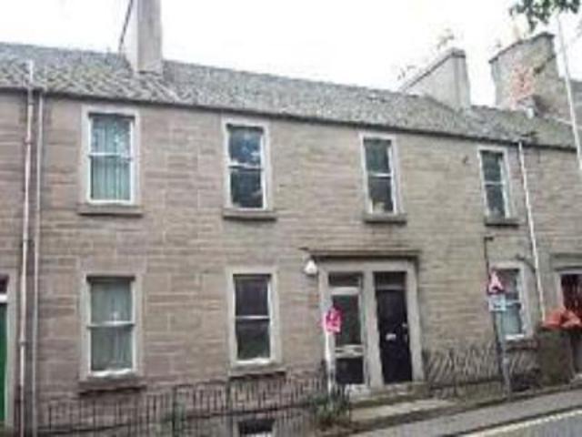  Image of 3 bedroom Flat to rent in Perth Road Dundee DD1 at Dundee  Dundee, DD1 4LL