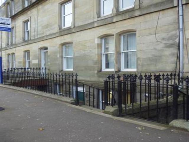  Image of 3 bedroom Flat to rent in Perth Road Dundee DD2 at Dundee  Dundee, DD2 1EN