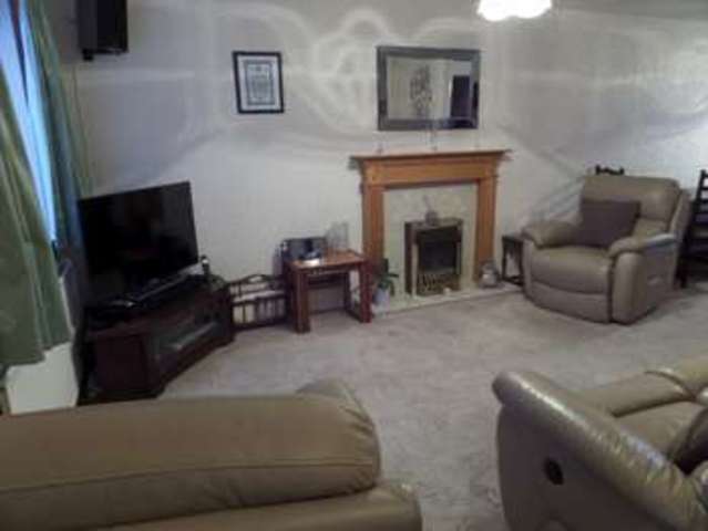  Image of 3 bedroom Semi-Detached house for sale in Petersham Close Newport Pagnell MK16 at Newport Pagnell, MK16 0JG