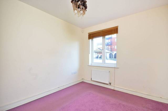  Image of 2 bedroom Flat for sale in Pettacre Close London SE28 at Pettacre Close  Woolwich, SE28 0PD