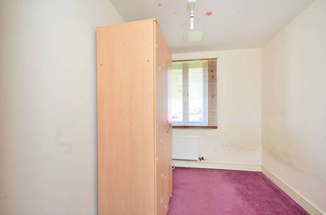  Image of 2 bedroom Flat for sale in Pettacre Close London SE28 at Pettacre Close  Woolwich, SE28 0PD