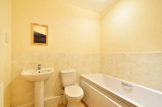  Image of 2 bedroom Flat for sale in Pettacre Close London SE28 at Pettacre Close  Woolwich, SE28 0PD