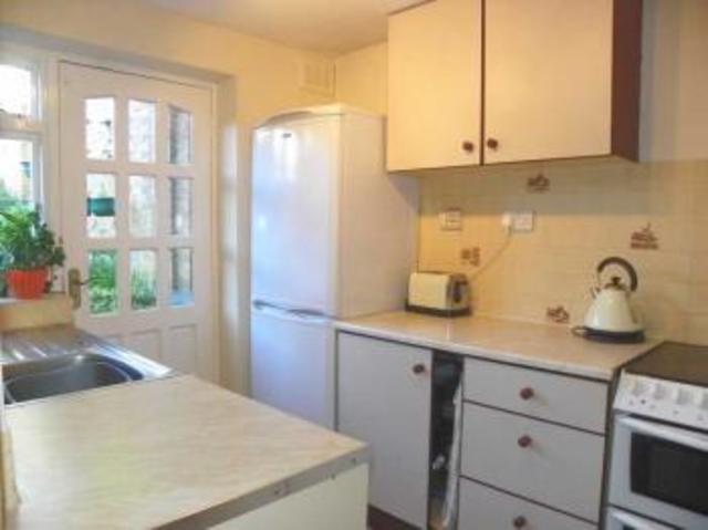  Image of 3 bedroom Detached house to rent in Petworth Gardens Southampton SO16 at Petworth Gardens Lordswood Southampton, SO16 8EF