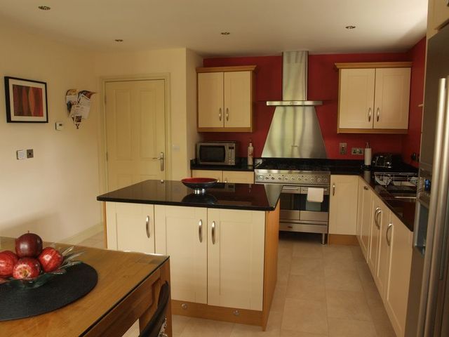  Image of 5 bedroom Detached house for sale in Phillipott Close Newark NG24 at Phillipott Close  Newark, NG24 2LT