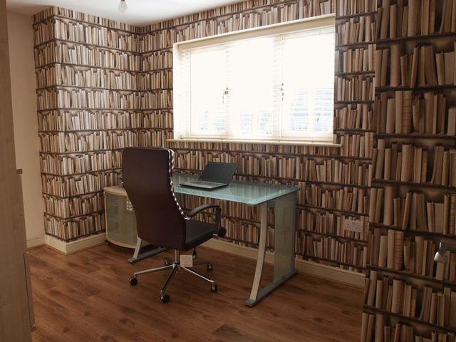  Image of 5 bedroom Detached house for sale in Phillipott Close Newark NG24 at Phillipott Close  Newark, NG24 2LT
