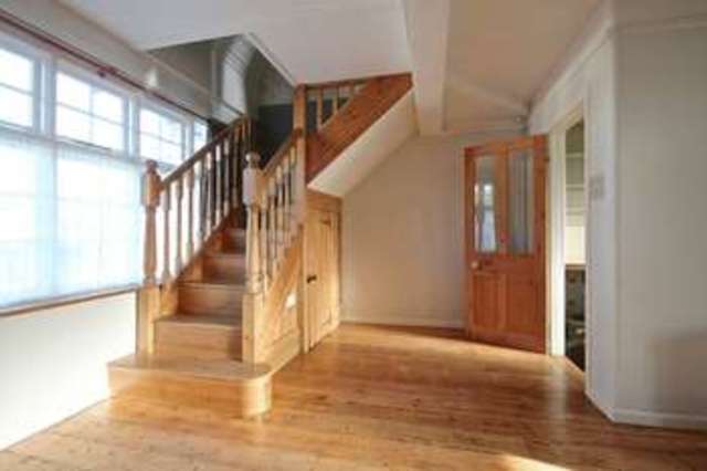  Image of 2 bedroom Cottage to rent in Piddletrenthide Piddletrenthide Dorchester DT2 at Piddletrenthide Dorchester, DT2 7QL