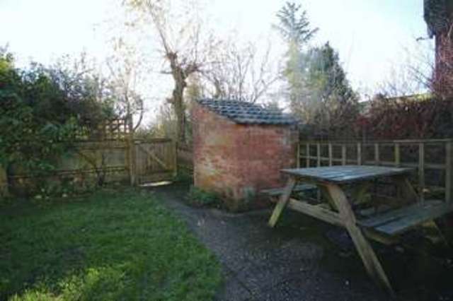  Image of 2 bedroom Cottage to rent in Piddletrenthide Piddletrenthide Dorchester DT2 at Piddletrenthide Dorchester, DT2 7QL