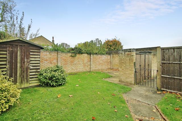  Image of 2 bedroom Bungalow for sale in Pine Close Horsell Woking GU21 at Horsell Surrey Horsell, GU21 4SJ
