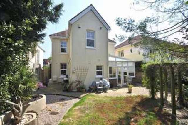  Image of 4 bedroom Detached house for sale in Pinecliffe Avenue Southbourne Bournemouth BH6 at Pinecliffe Avenue Southbourne BOURNEMOUTH, BH6 3PZ